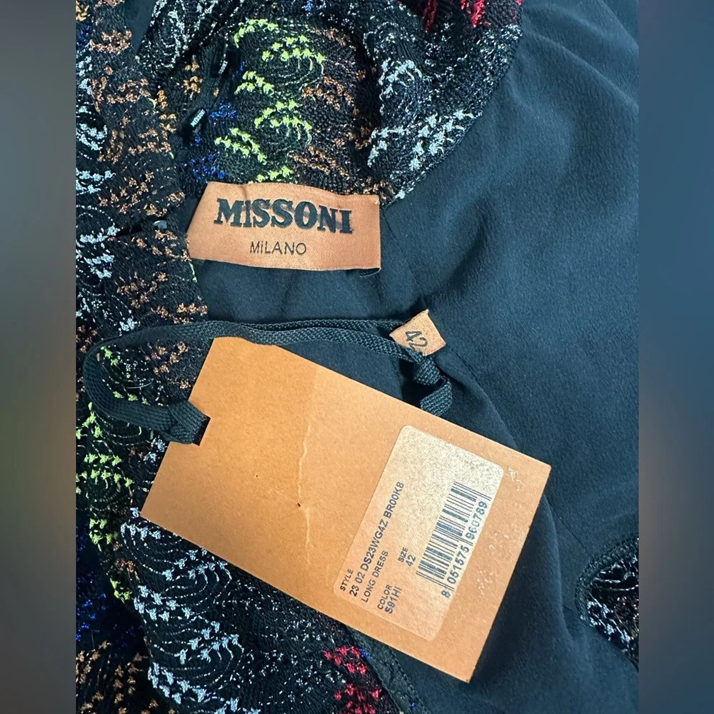 Missoni
Cut-Out Knitted Maxi Dress - Picture 11 of 14